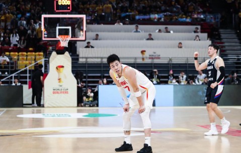 AG体育官网-世界杯篮球预选赛：实力强队再次获胜(世界杯预选赛篮球中国队阵容)