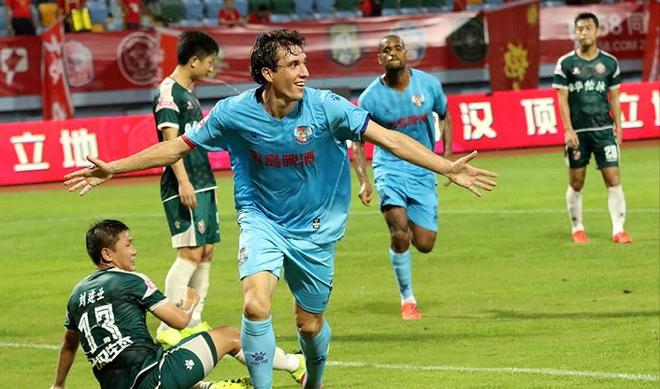 包含广东华南虎主场战平贵州恒丰智诚，防守稳固的词条